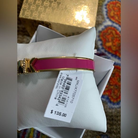 Michael Kors Haute Rose Gold Hot Pink Enamel Bangle Bracelet MKJ7705710 + MK BOX - Picture 7 of 9